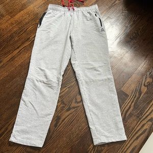 Mens reebok sweats size M